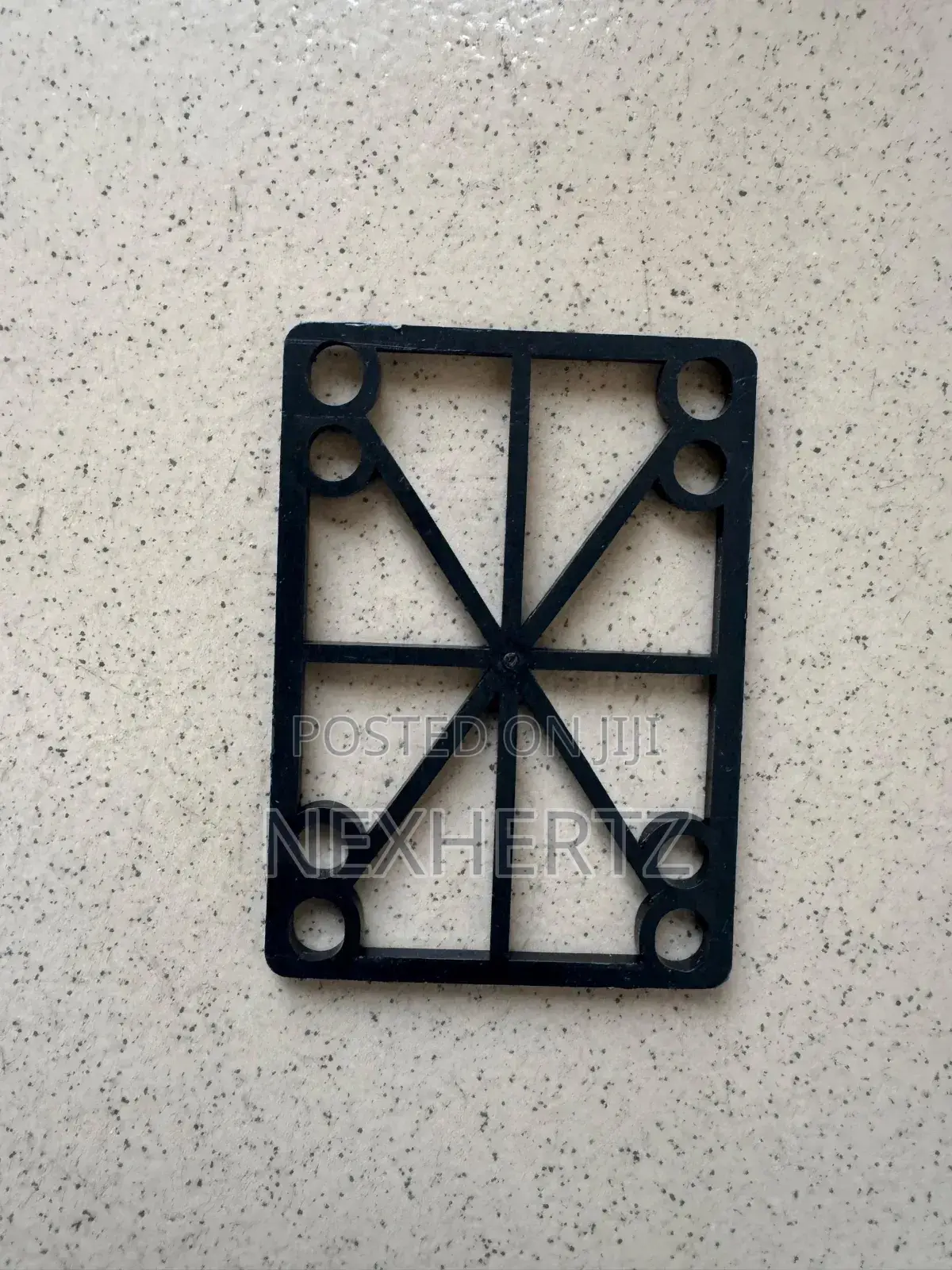 Skateboard Screw And Nut Set With Riser Pads