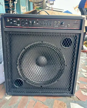 Yamaha Ba300 Bass Guitar Combo