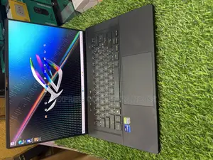 Laptop Asus ROG Zephyrus M16 GU603HR 24GB Intel Core I9 SSD 1T