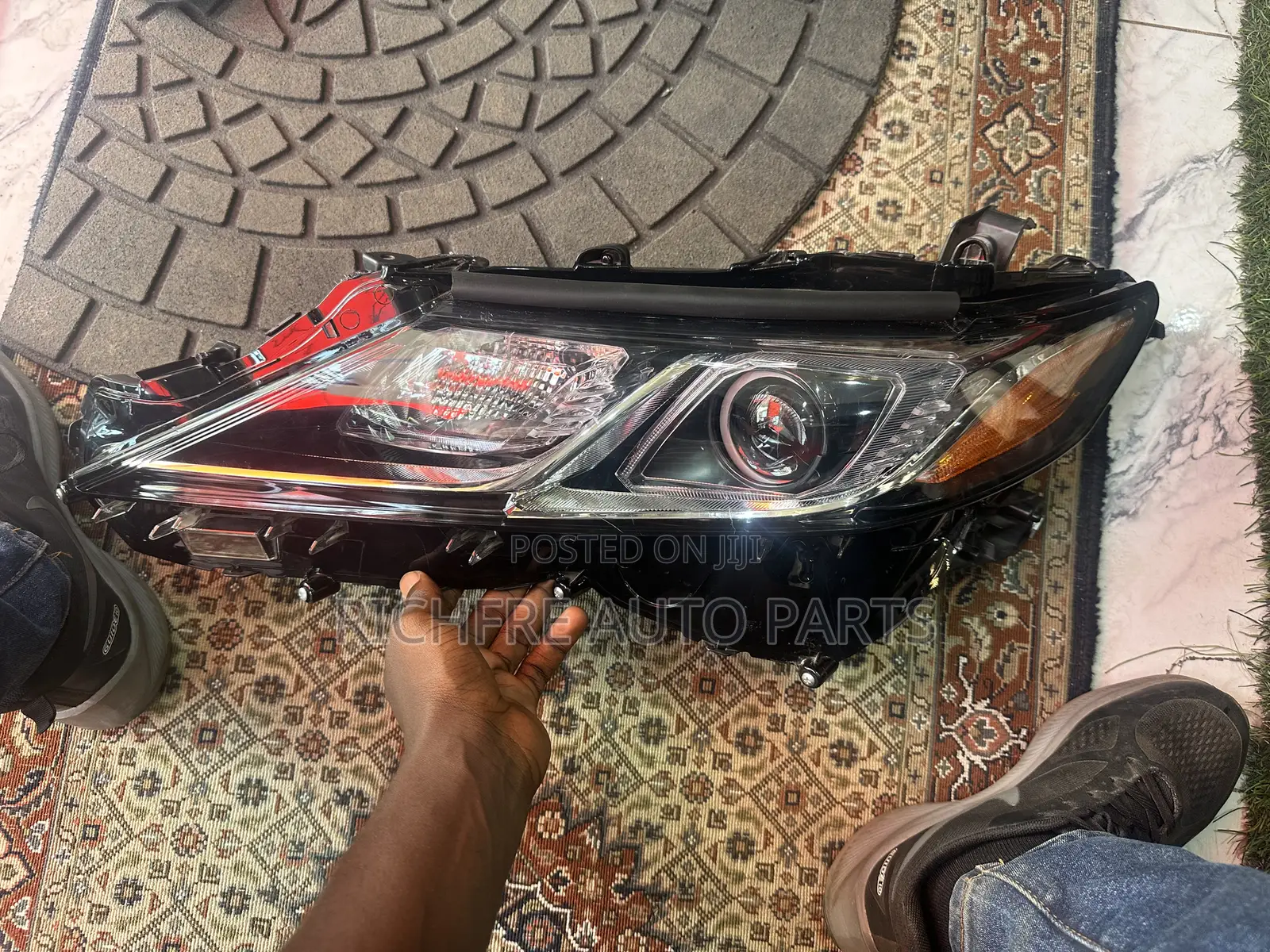 Toyota Camry 2018 2019 2020 2021 Headlight