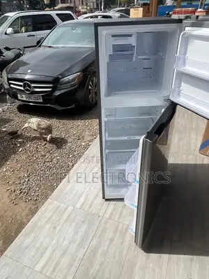 Ghana Storm Chiller 234l Samsung Top Freezer