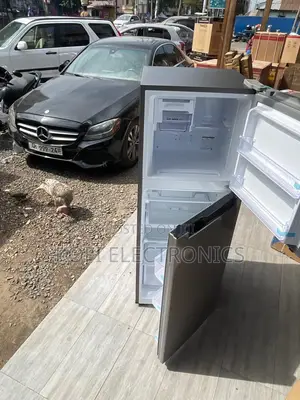 Operator’S Cooler 234l Samsung Top Freezer Packs More Than A Mate