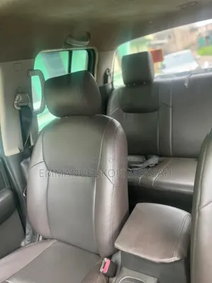 Nissan Navara 2014 Gray