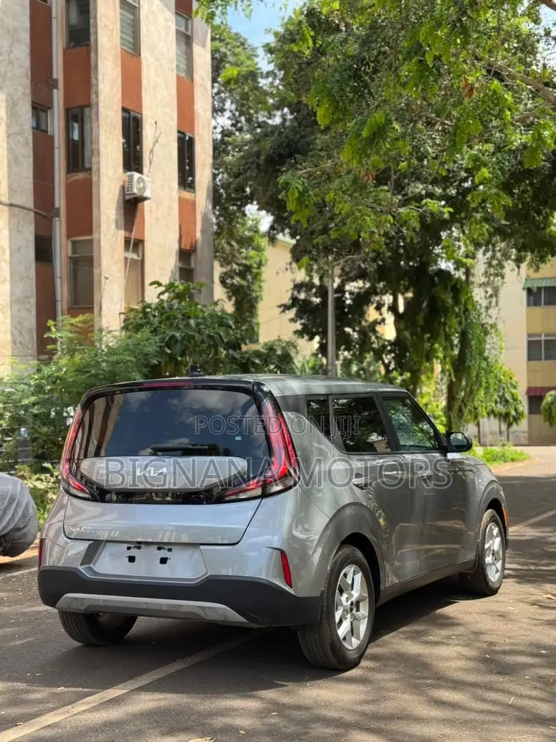 New Kia Soul EX 2024 Silver