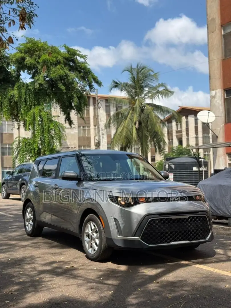 New Kia Soul EX 2024 Silver
