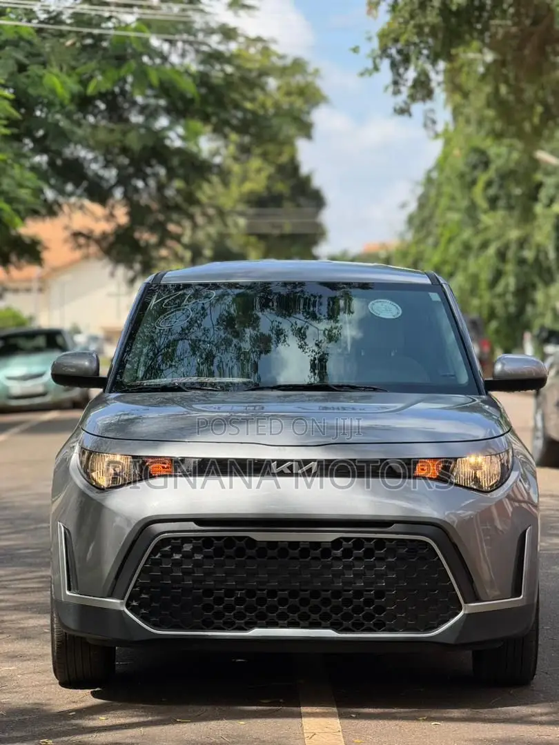 New Kia Soul EX 2024 Silver