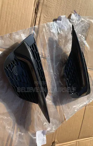 Nissan Rogue Sports or Qashqai 2018 2019 2020 2021 Foglight Cover