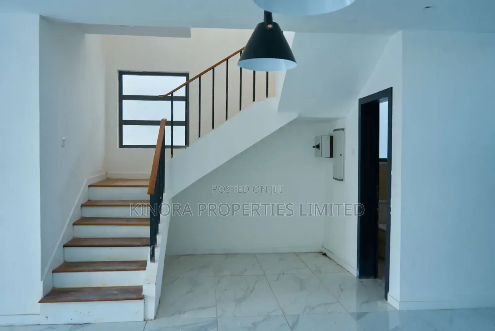 3bdrm Duplex in East Legon Hills, Accra Metropolitan for sale