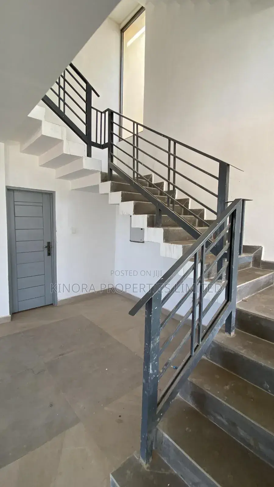 4bdrm Duplex in East Legon Hills, Accra Metropolitan for sale