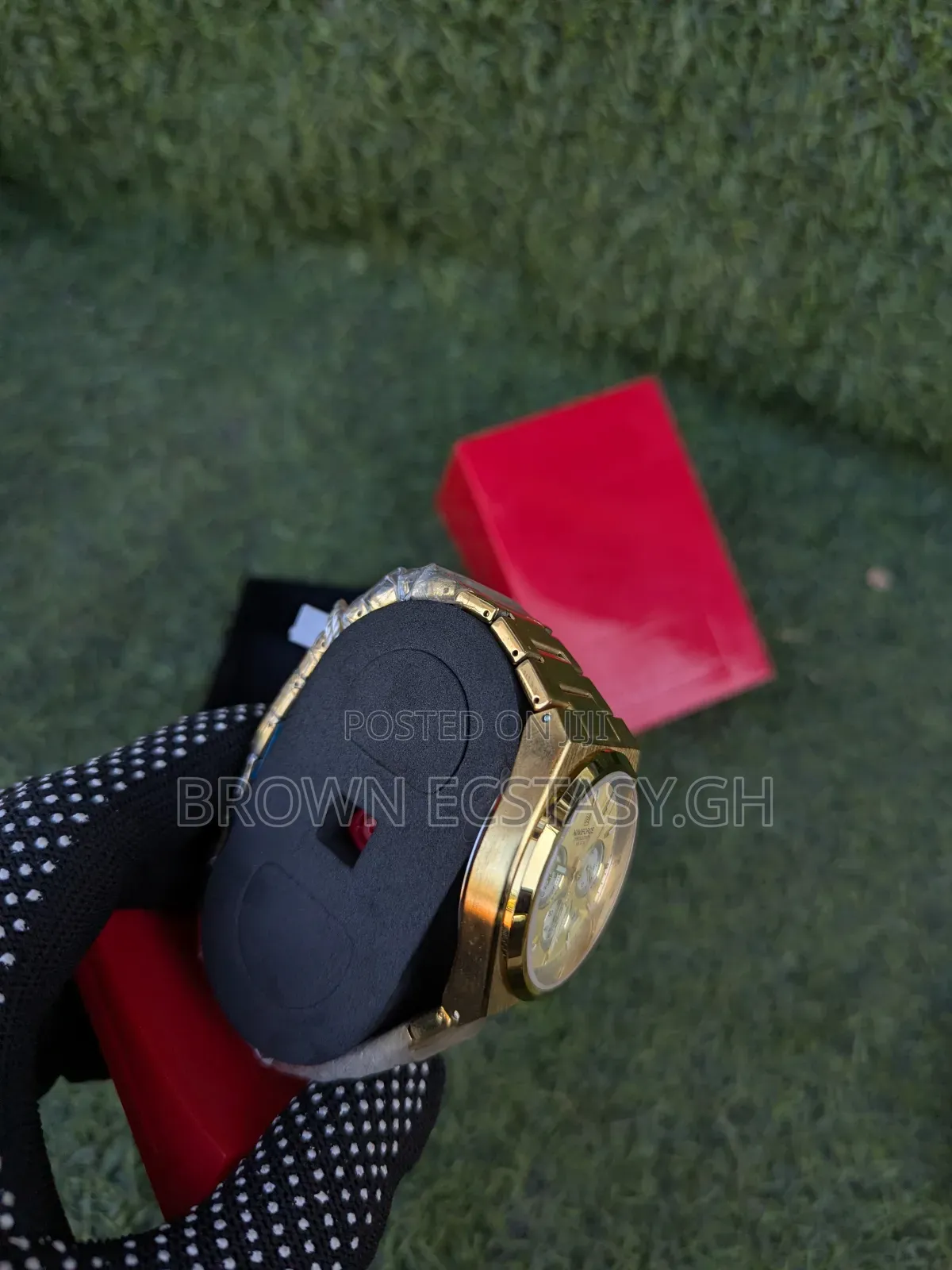 Naviforce Gold Plated Chronographic Watch