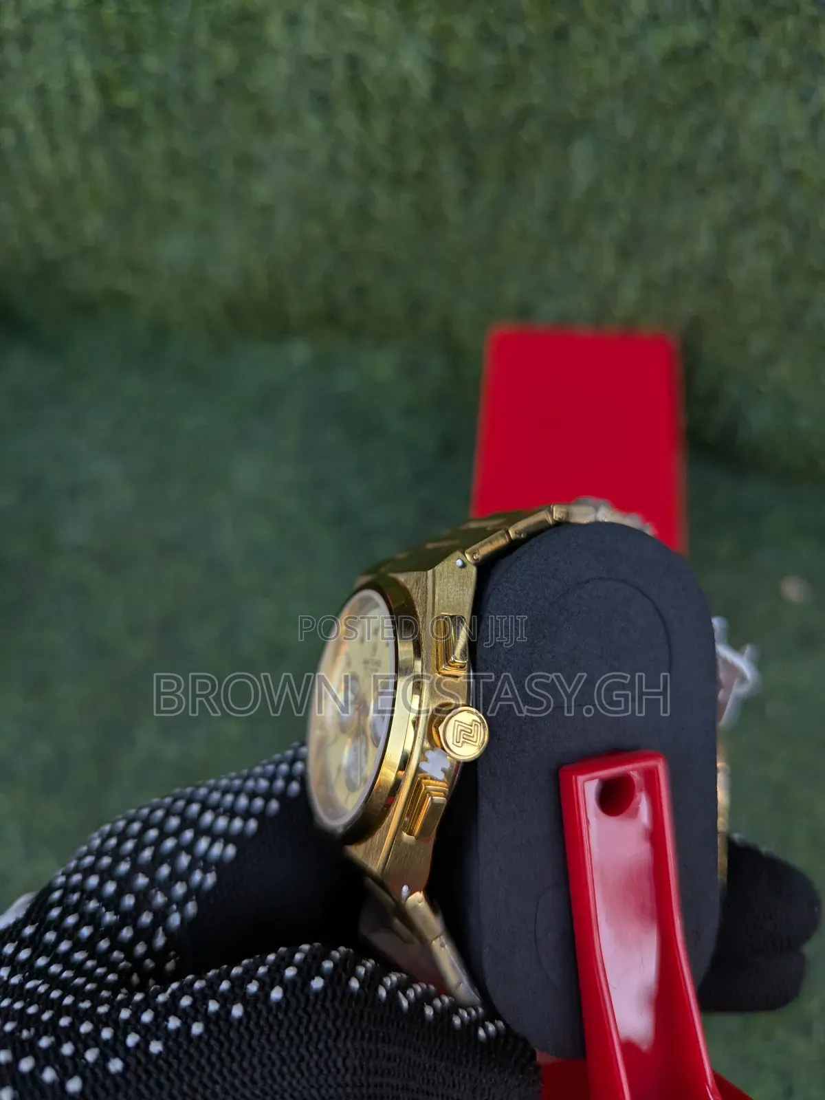 Naviforce Gold Plated Chronographic Watch
