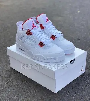 Nike Air Jordan 4 Retro "Metallic Red"