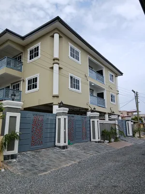 2bdrm Apartment in Suadom Real Estate, Baatsona Total for rent