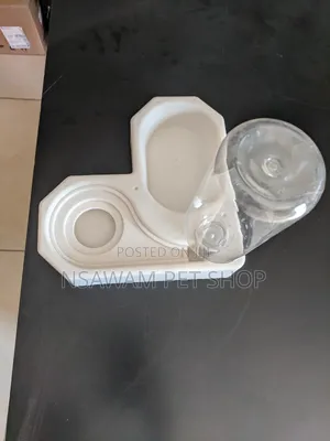 Corner Bowl for Feed and Water