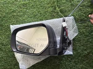 Mitsubishi L200 2020,2021,2022,2023, Driving Mirror Available