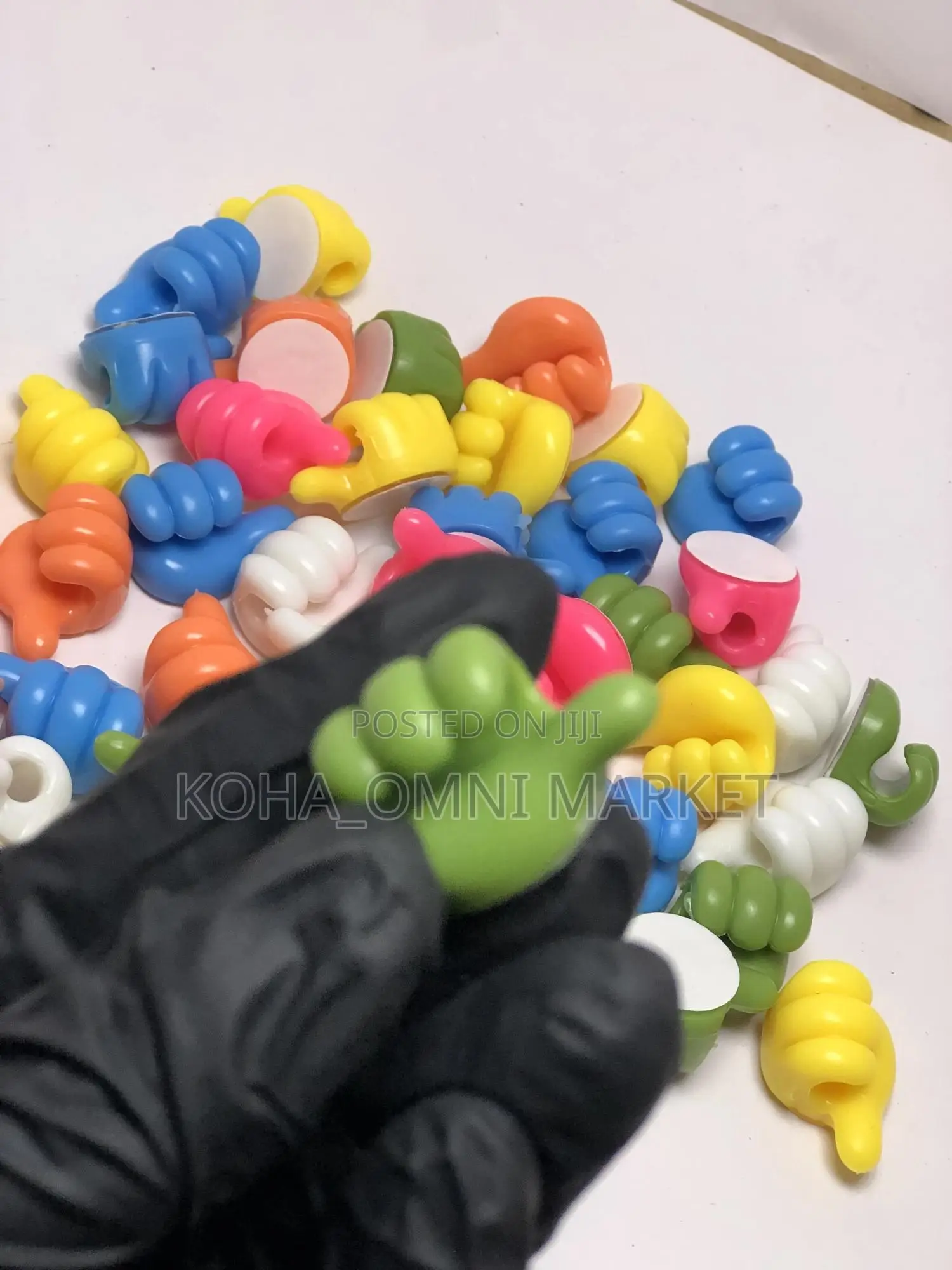 5 Pcs Thumps Up Mini Hooks