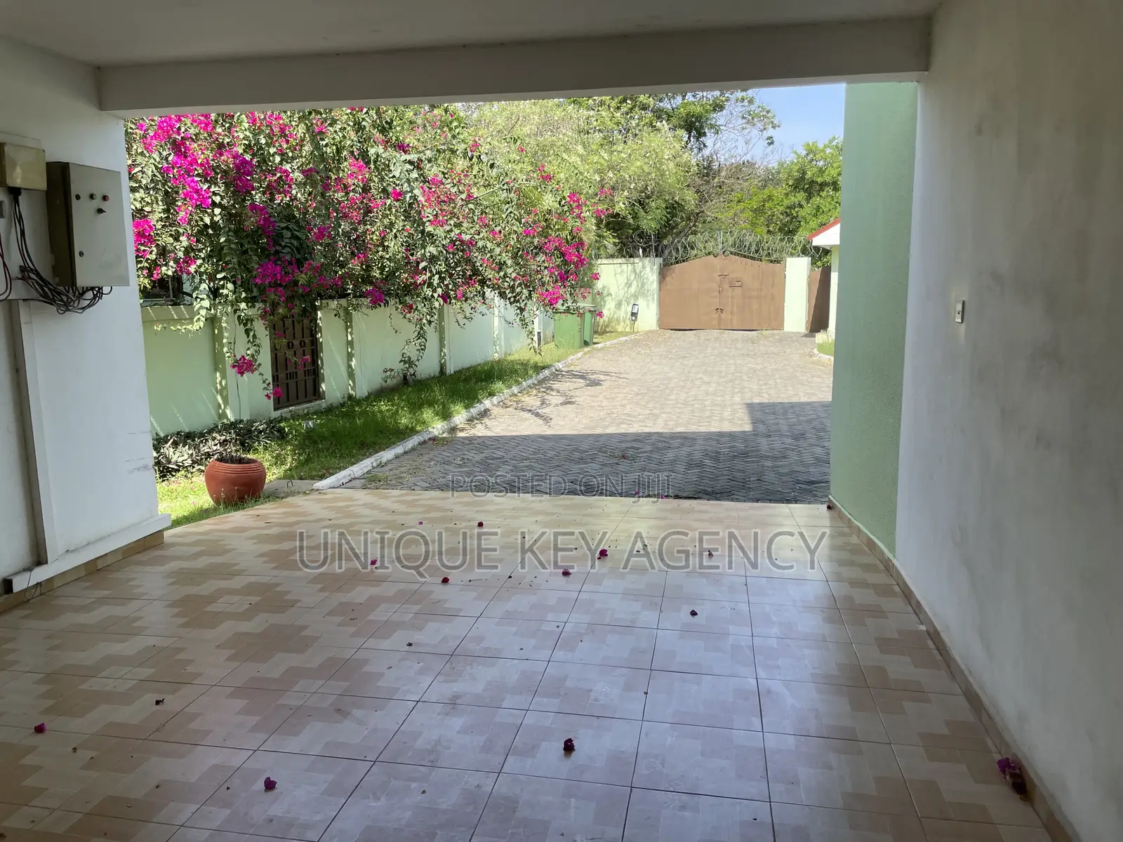 5bdrm House in Unique Key Agency, Cantonments for rent