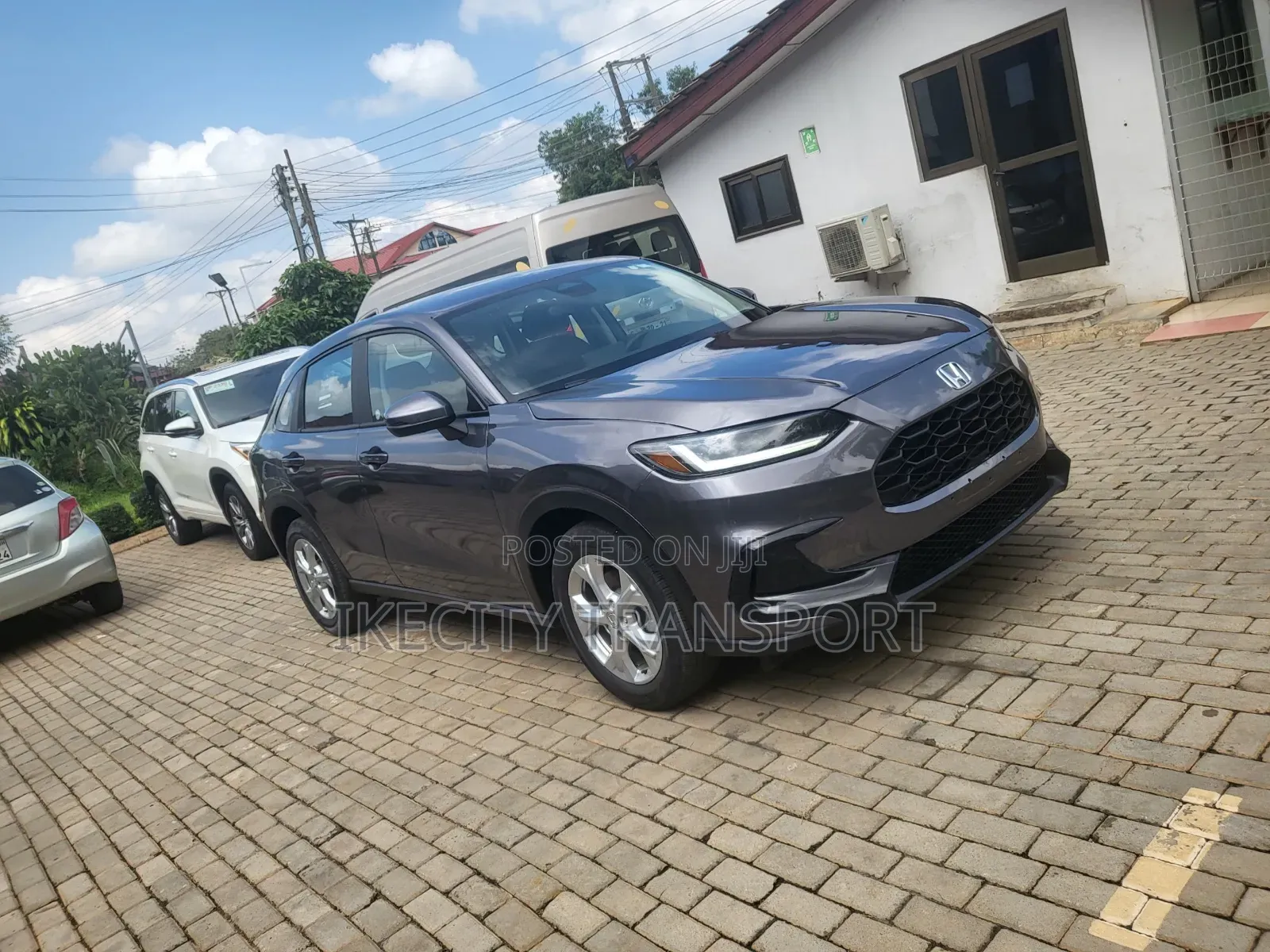 Honda HR-V LX AWD CVT 2025 Gray
