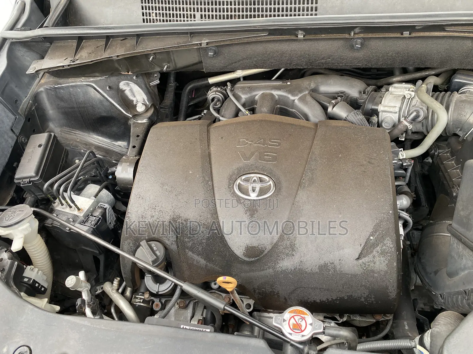 Toyota Highlander XLE 4x4 V6 (3.5L 6cyl 8A) 2018 Black