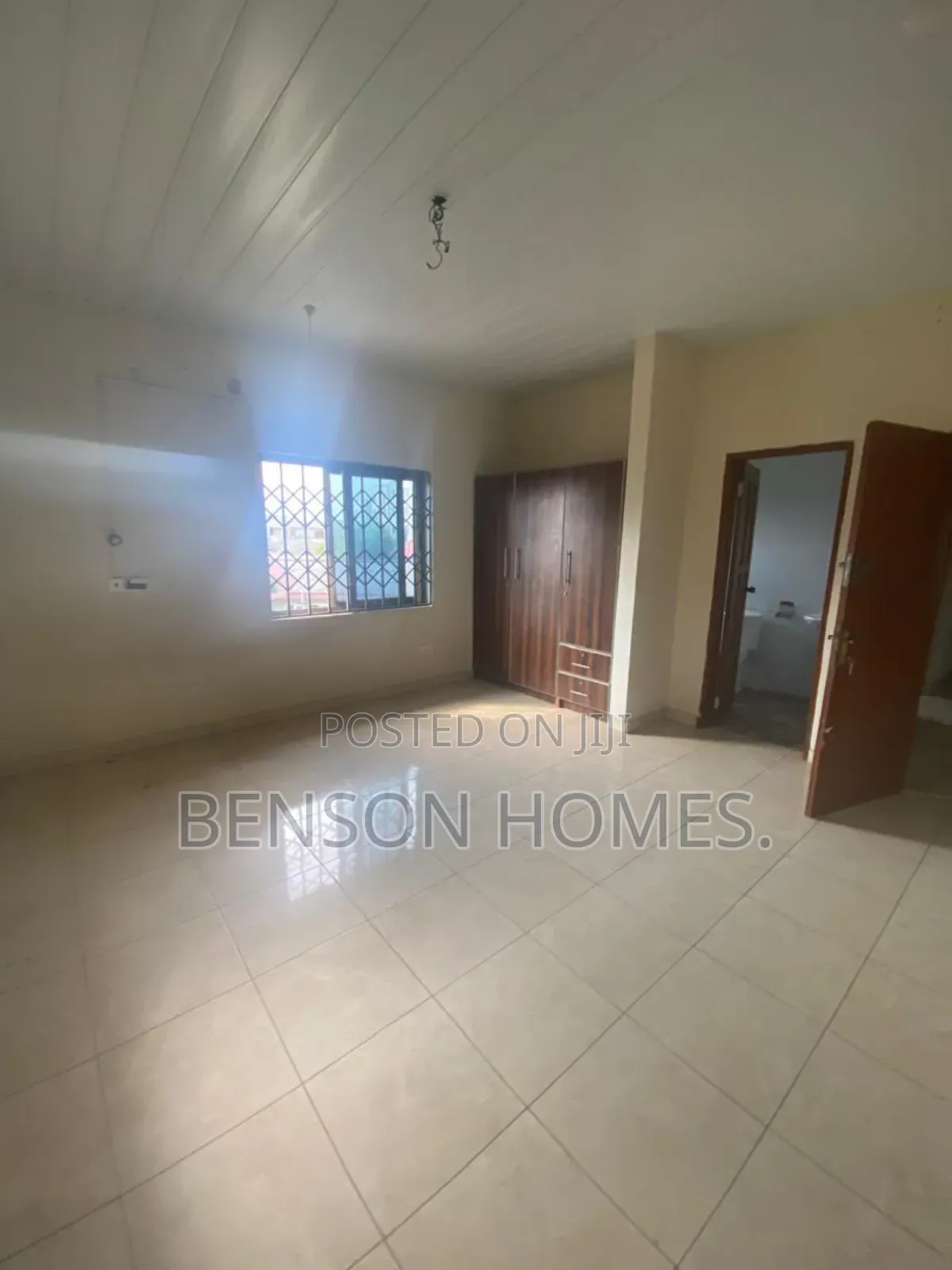3bdrm Apartment in Nungua for rent