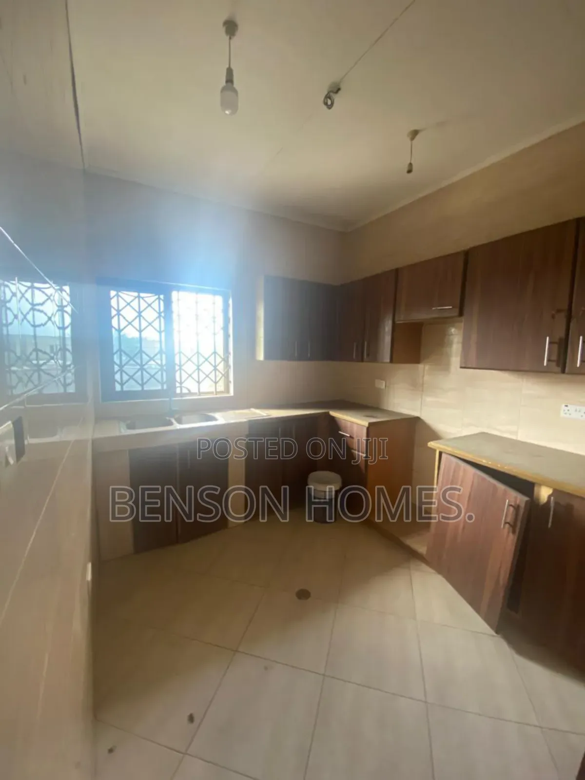 3bdrm Apartment in Nungua for rent