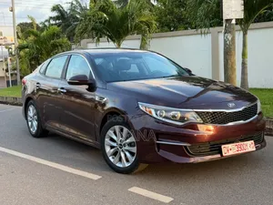Kia Optima EX 4dr Sedan FWD (2.4L 4cyl 6A) 2017