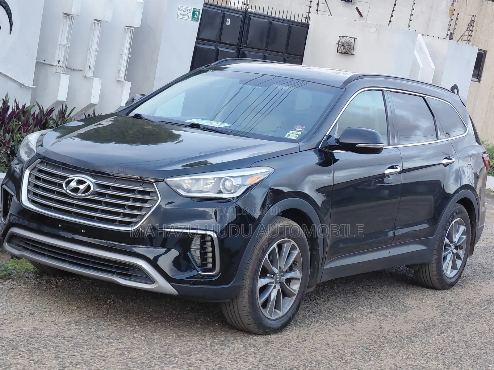 Hyundai Santa Fe Limited Ultimate AWD 2017 Black