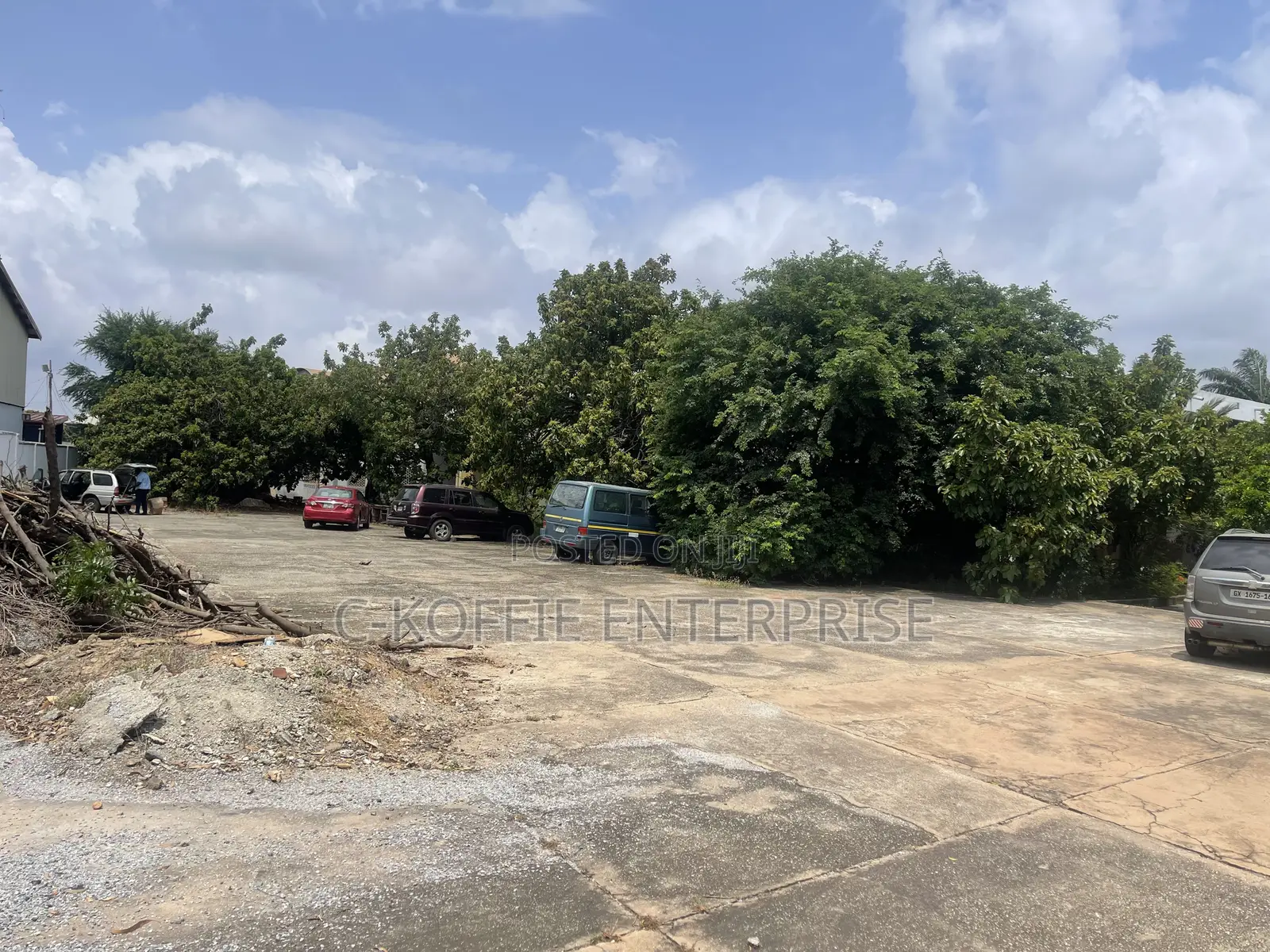 1acer Land at Tesano for Sale