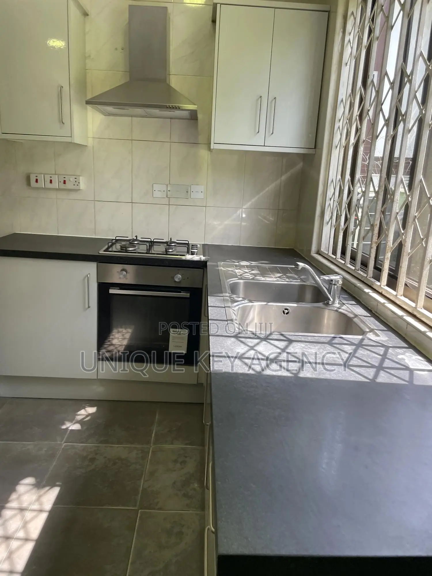 5bdrm House in Unique Key Agency, Cantonments for rent