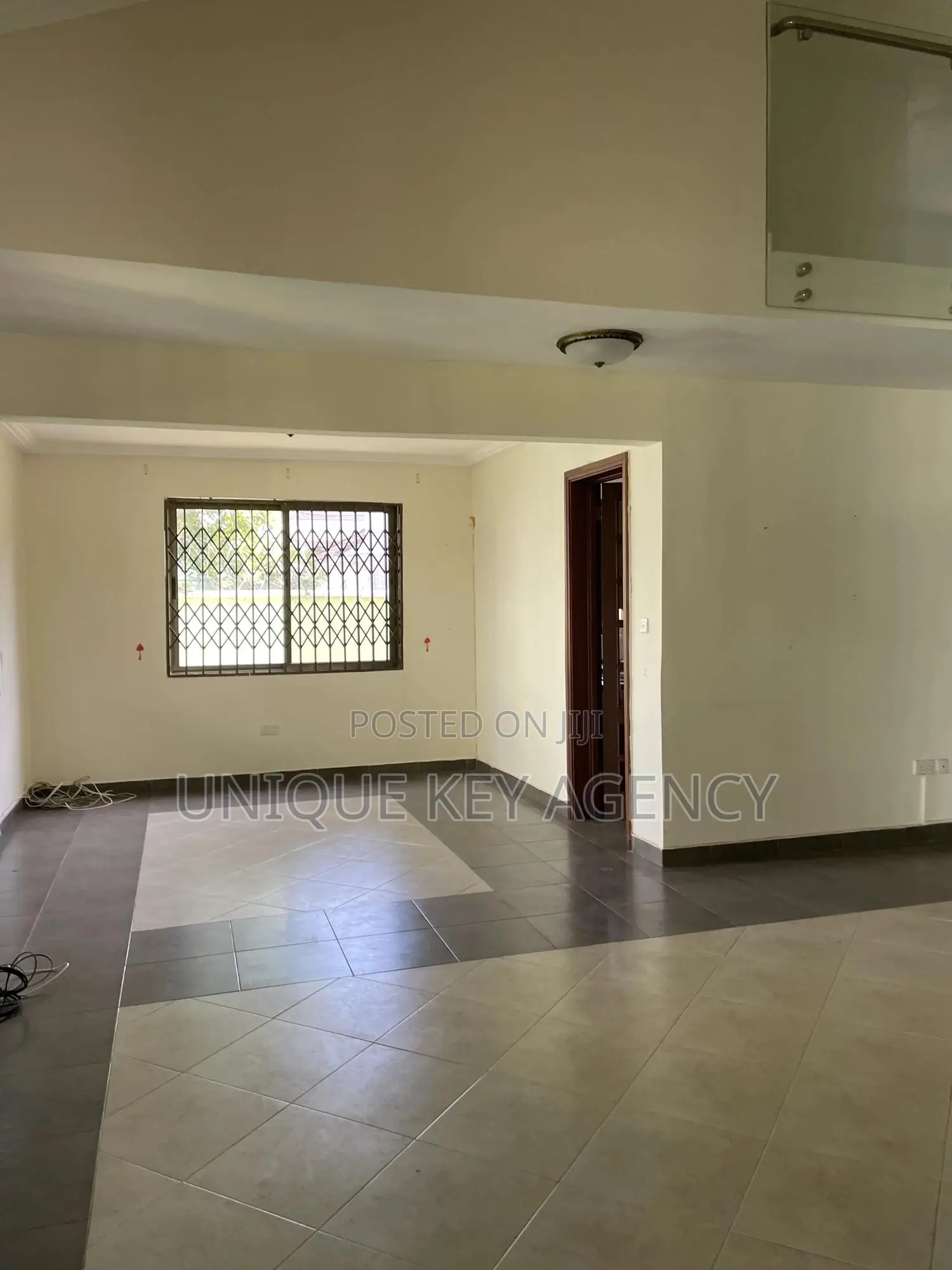 5bdrm House in Unique Key Agency, Cantonments for rent