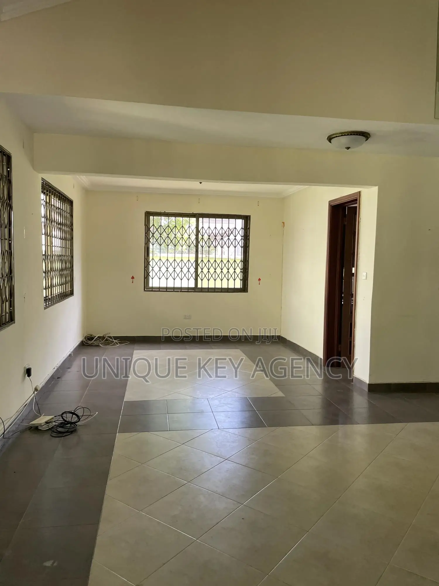 5bdrm House in Unique Key Agency, Cantonments for rent