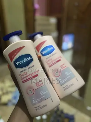 Vaseline Daily Brightening