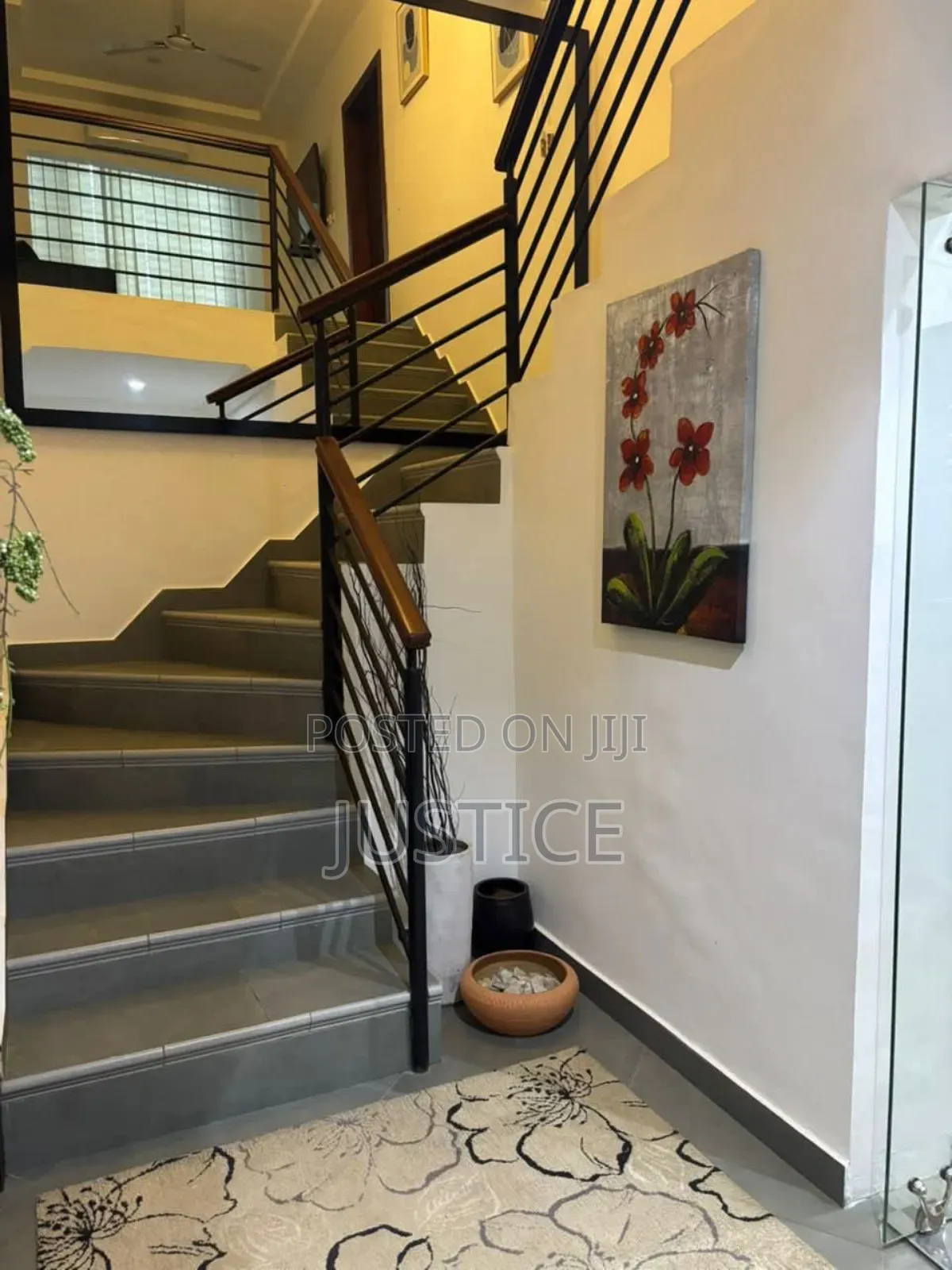Furnished 3bdrm Townhouse / Terrace in East Airport, Tseaddo for rent