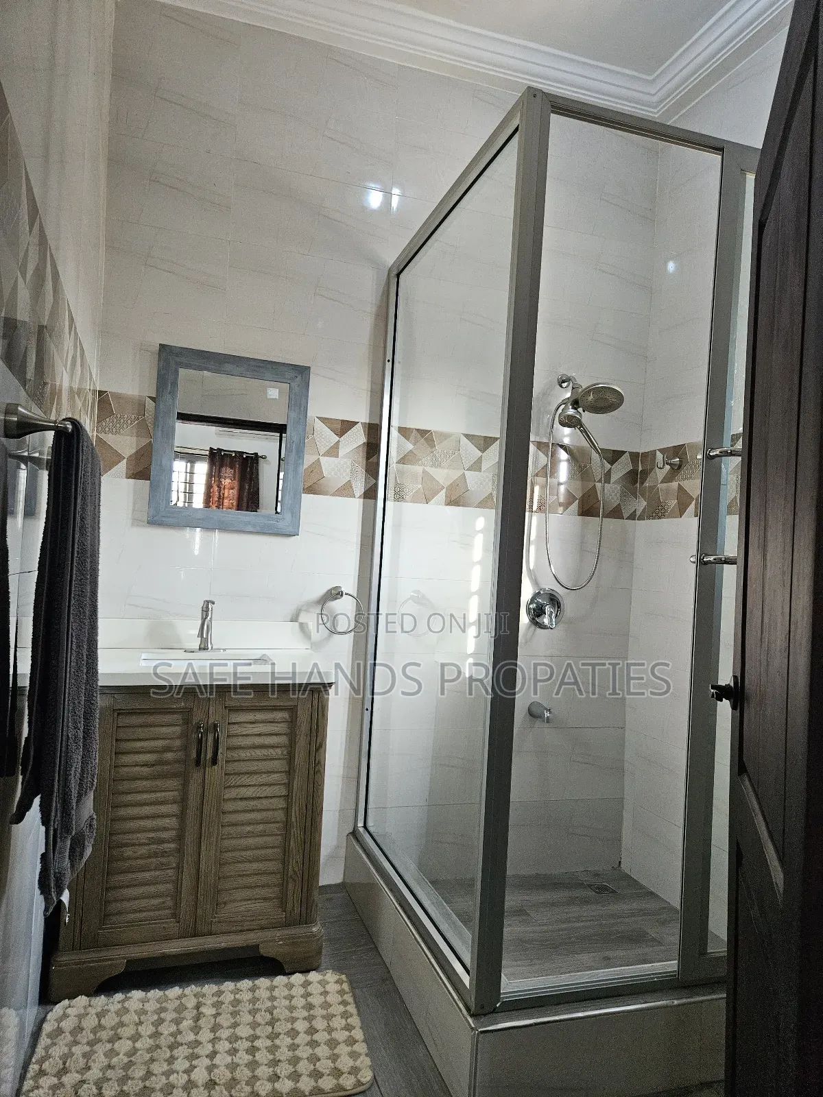 Furnished 2bdrm Apartment in Adjiringanor, Accra Metropolitan for rent