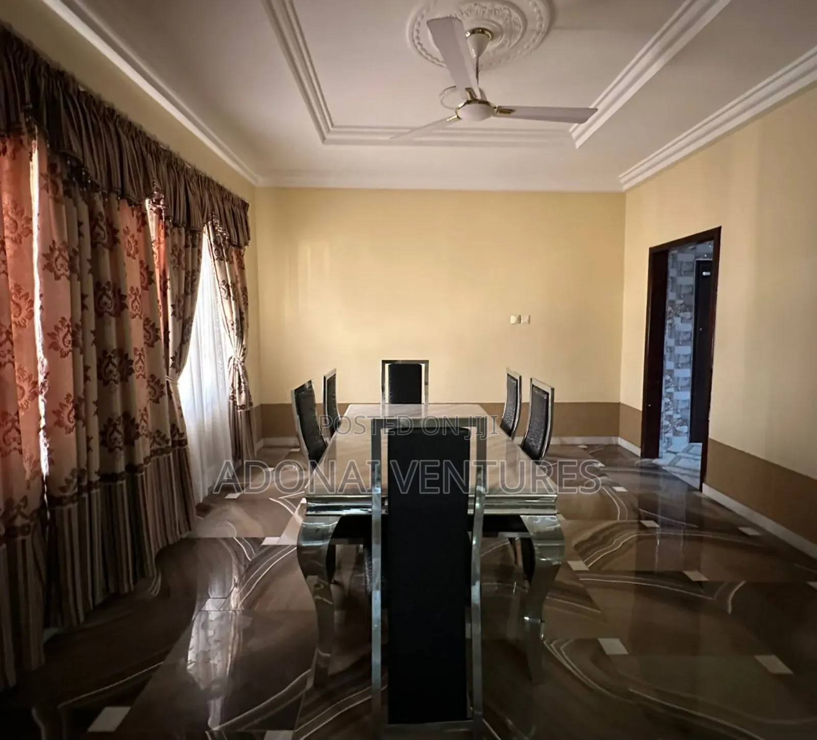 5bdrm House in Tech Domeabra, Kumasi Metropolitan for sale