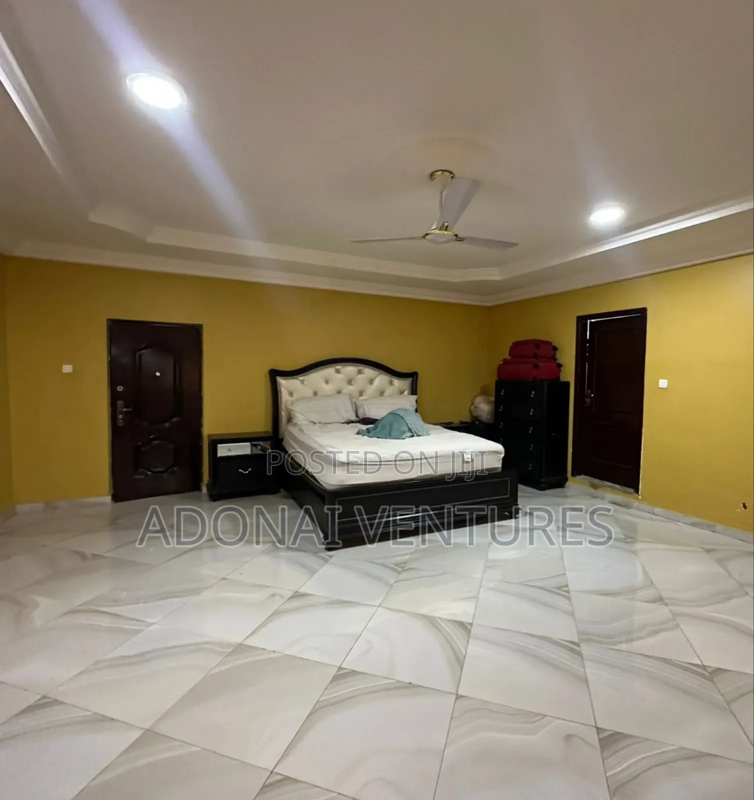 5bdrm House in Tech Domeabra, Kumasi Metropolitan for sale