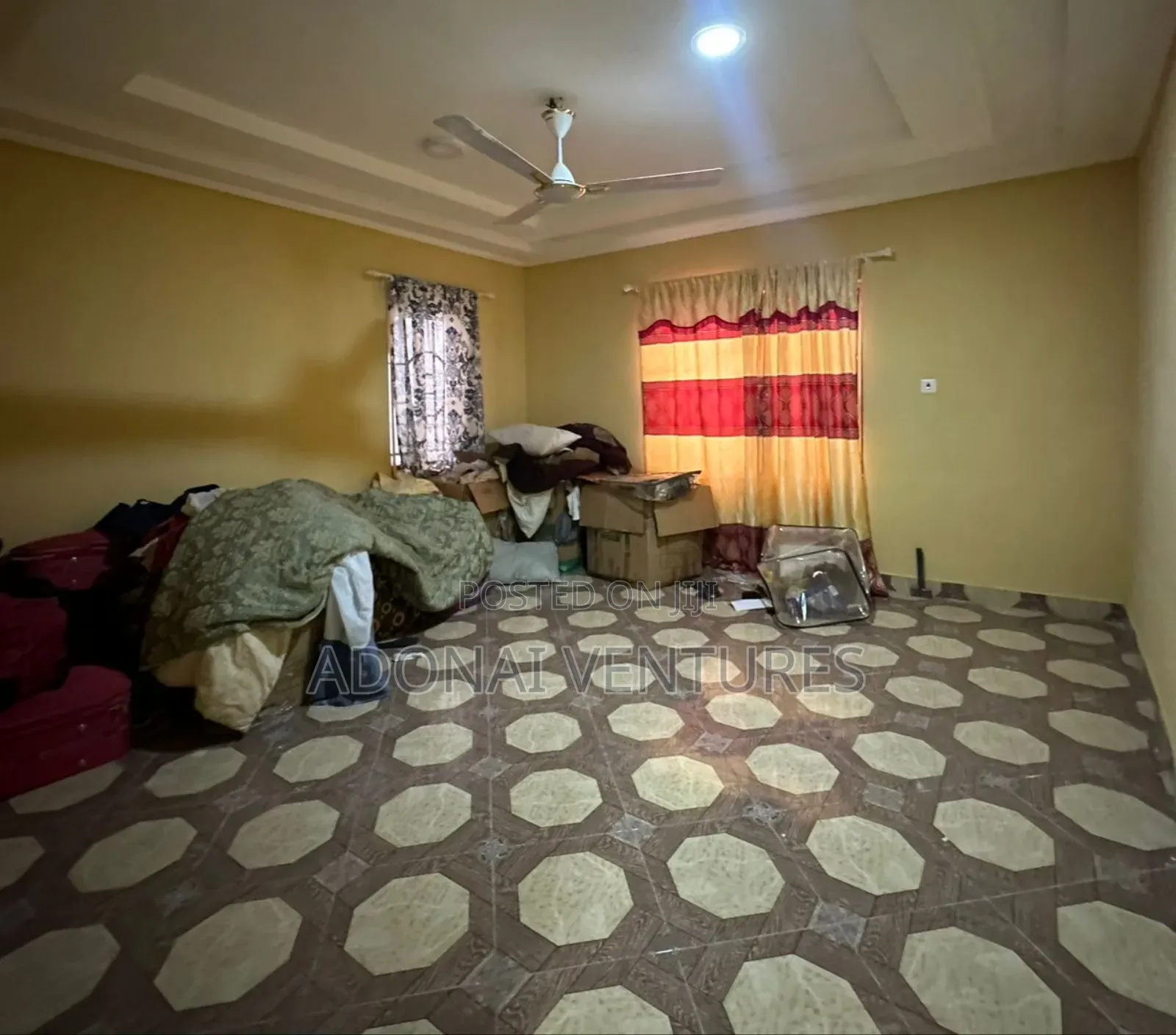5bdrm House in Tech Domeabra, Kumasi Metropolitan for sale