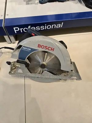 Hand-held Circular Saw # 06015a2070uuu