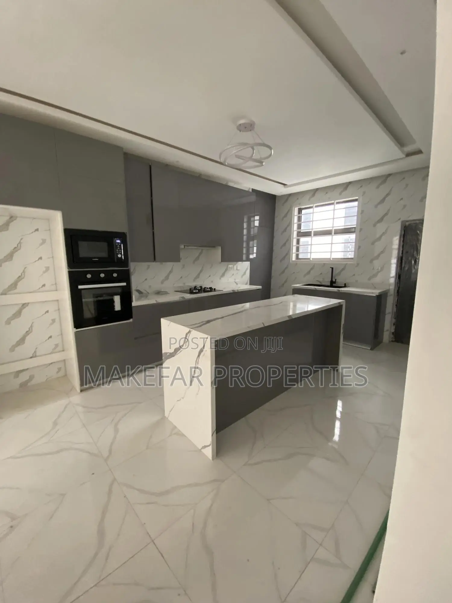 3bdrm House in East Legon for sale