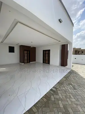 3bdrm House in East Legon for sale