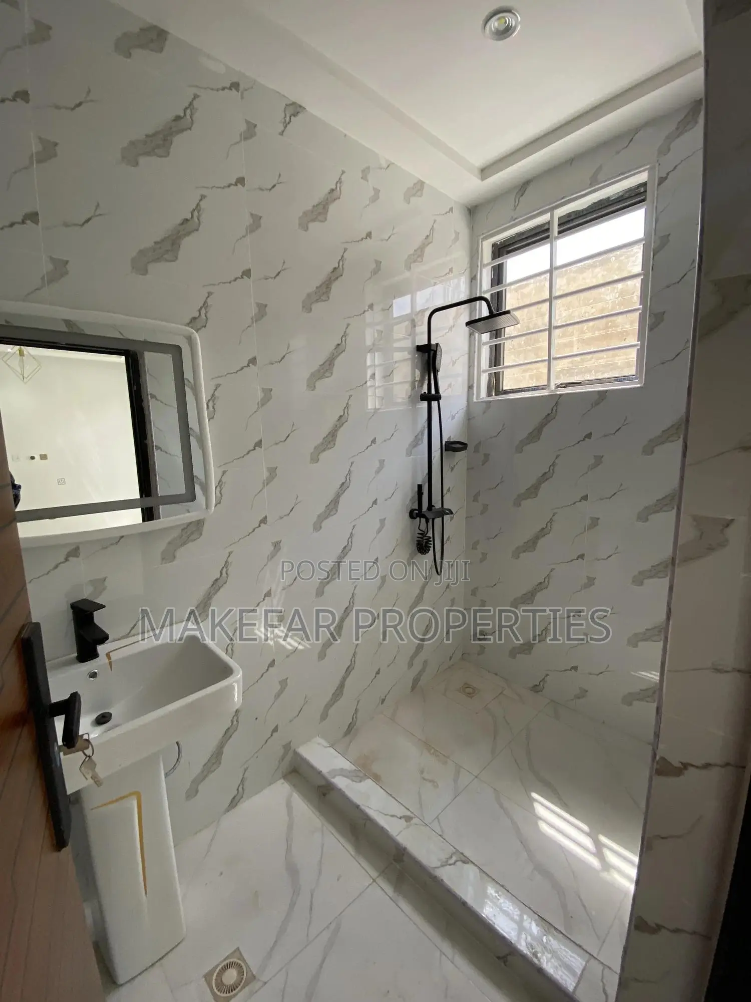3bdrm House in East Legon for sale