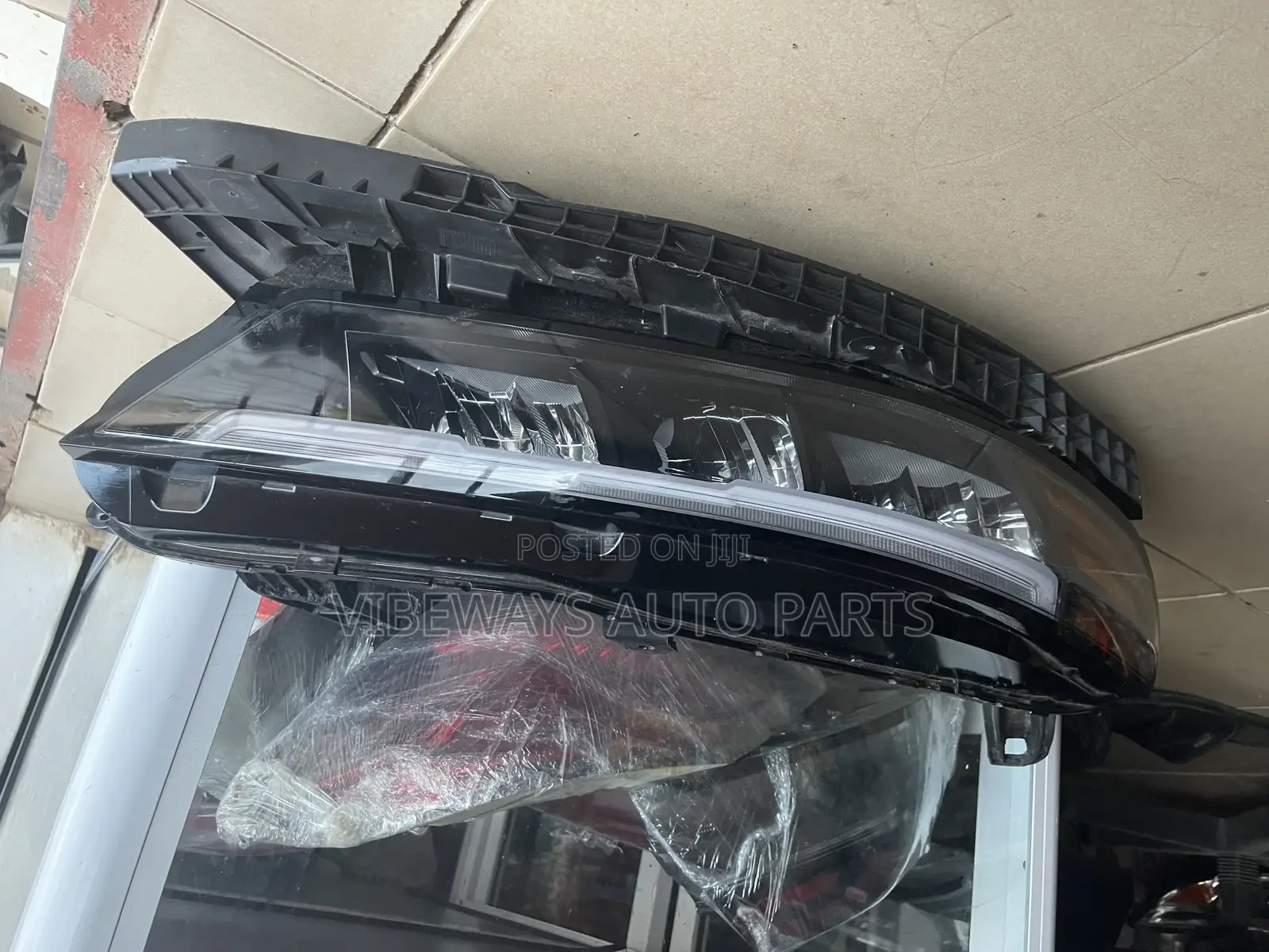 Honda Accord 2023-2025 Headlights Original (Used)