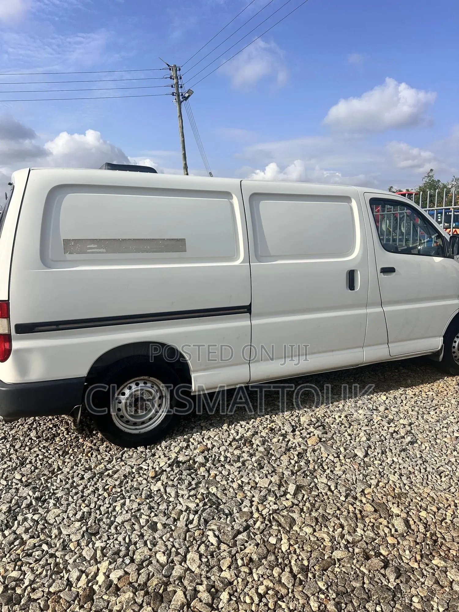 Toyota HiAce 2013 White