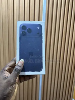 New Apple iPhone 17 Pro Max 256 GB Blue