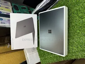 Laptop Microsoft Surface Laptop 5 16GB Intel Core I7 SSD 512GB
