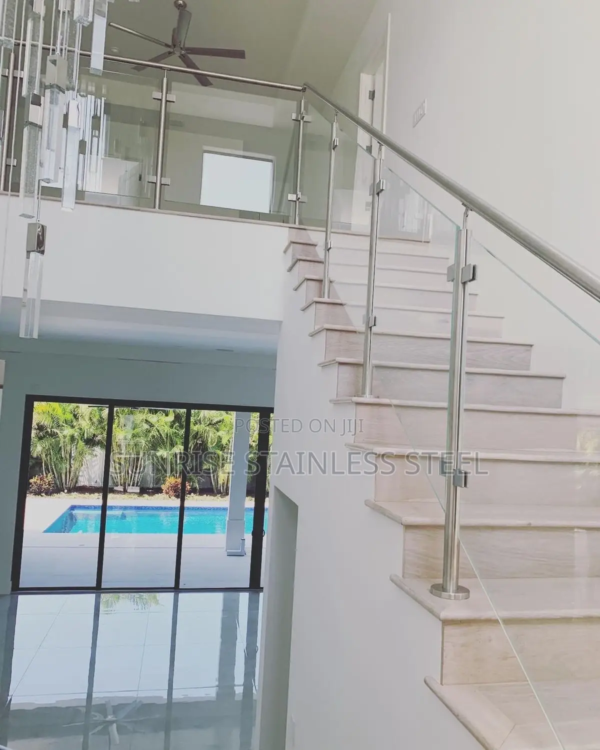 Stainless Glass Railing Staircase Design
