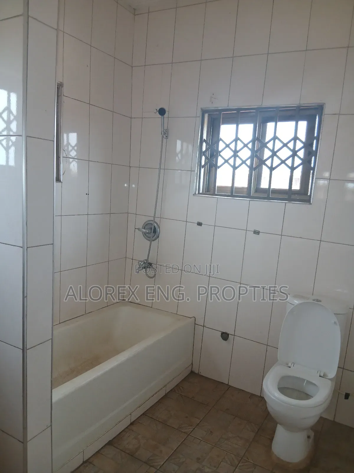 3bdrm Apartment in Executive, Oyarifa for rent