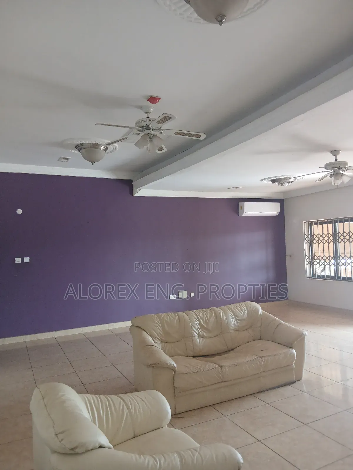 3bdrm Apartment in Executive, Oyarifa for rent
