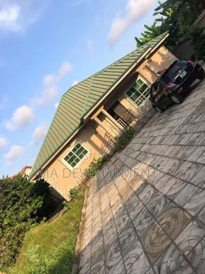 3bdrm House in Madev Realty, Lapaz for sale