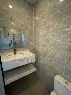 3bdrm Townhouse/Terrace in Lake Side Estate for sale